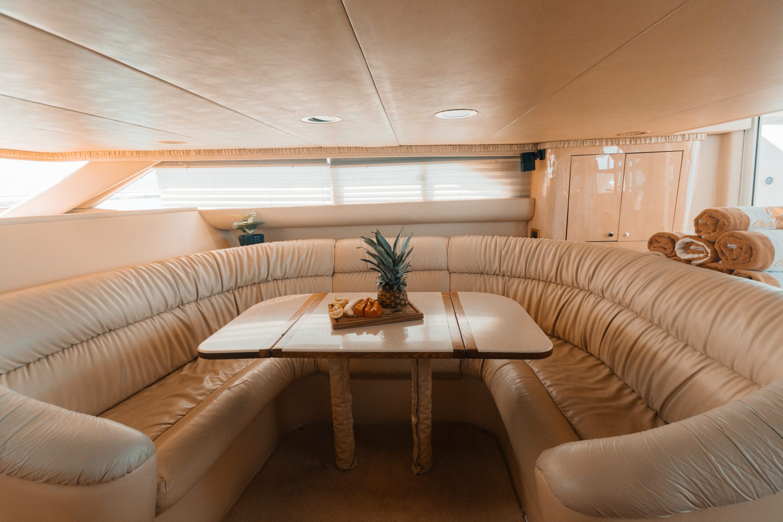 Sea Daddy boat rental Cancun